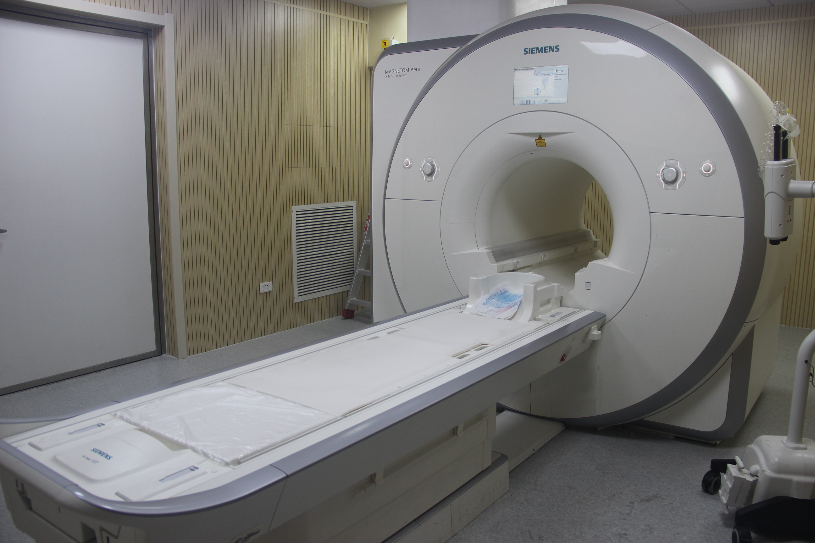 西門(mén)子新型1.5T核磁共振